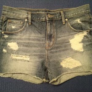 Mossimo Light Wash BoyFriend Midi Denim Shorts